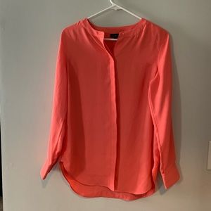 🌷2 for $18🌷 coral blouse